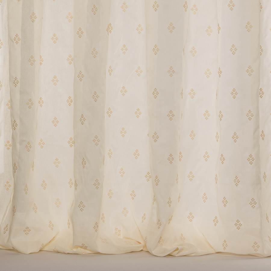Fleur Tyg — Colefax & Fowler