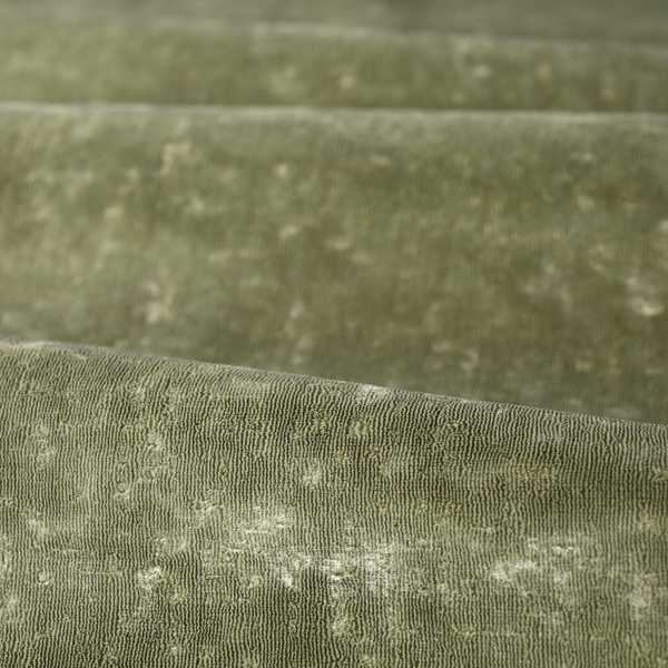 Zoffany Tyg Curzon — Curzon Velvet Sage Green