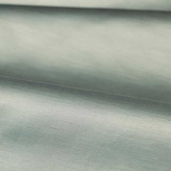 Zoffany Tyg PILOT 0,5m — Zoffany Amoret Performance Pale Duck Egg