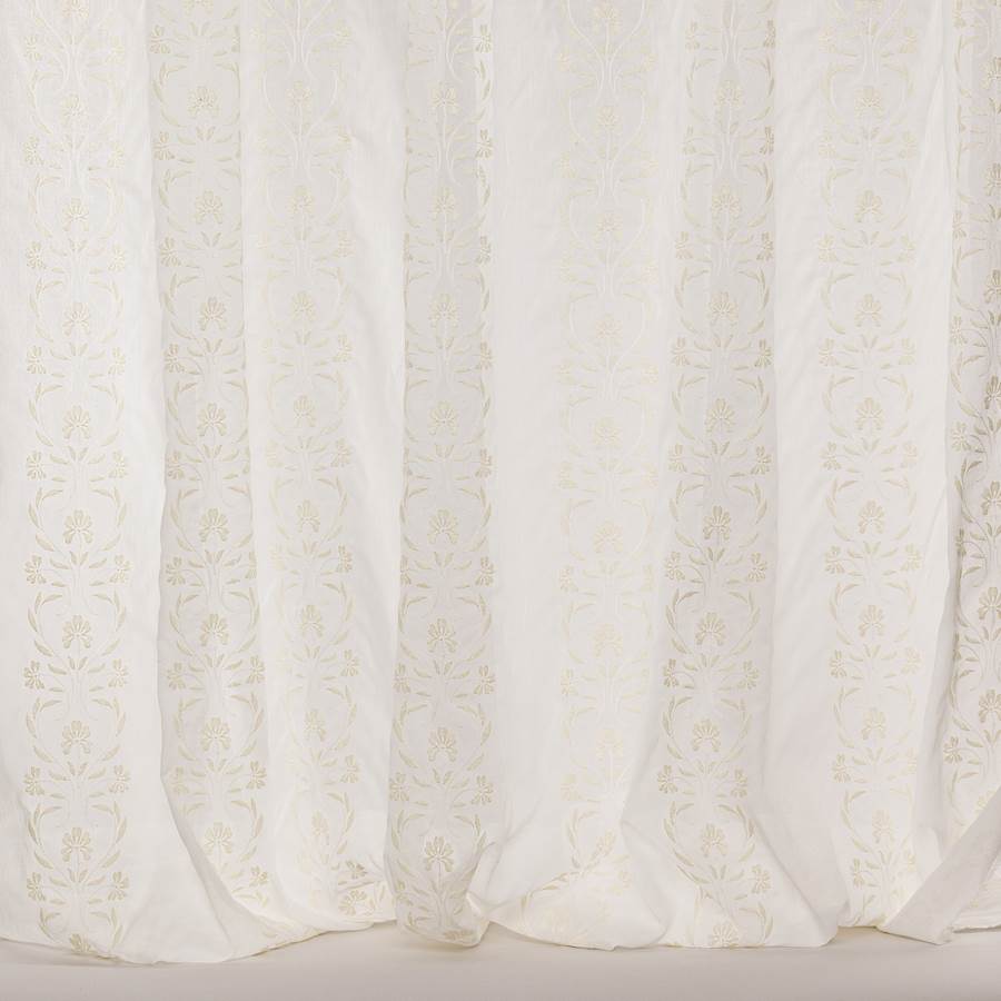 Adella Ivory — Colefax & Fowler tyg