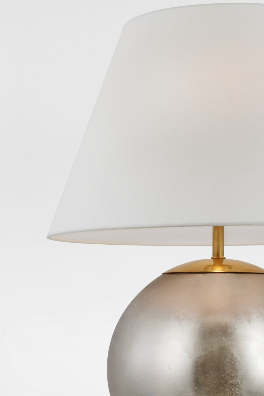 Morton Large Bordslampa — Visual Comfort
