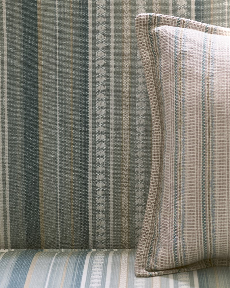 Seville Stripe miljöbild — Jane Churchill tyg